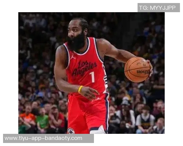 哈登36岁后再创佳绩单场得分突破55分跻身NBA历史第四人行列 哈登36岁后再创佳绩单场得分突破55分跻身NBA历史第四人行列