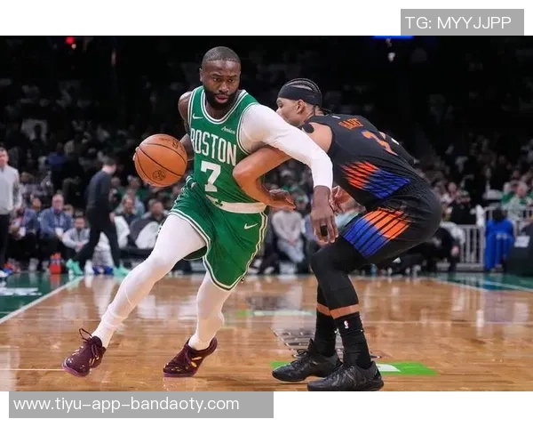 杰伦布朗分享全队胜利喜悦强调持续学习与进步的重要性